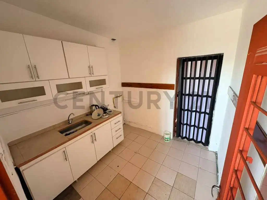 Foto de ALQUILER DE MONOAMBIENTE EN PLENO CENTRO DE DOMINICO, imagen 5
