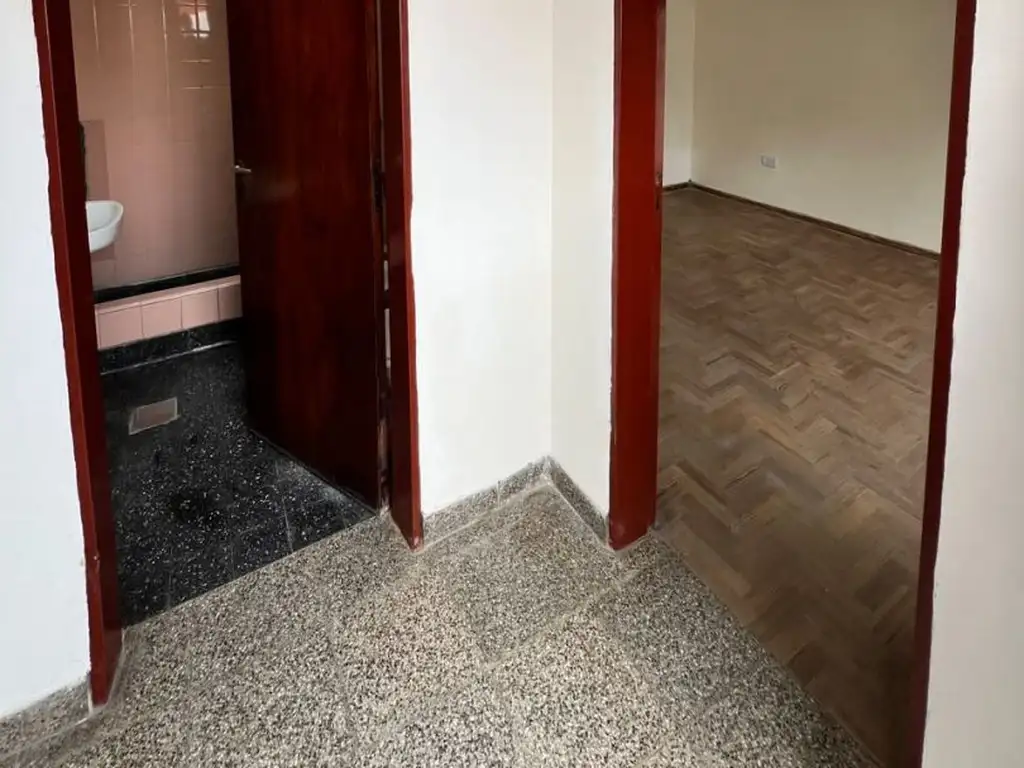 Foto de Casa en alquiler en José León Suarez!, imagen 5
