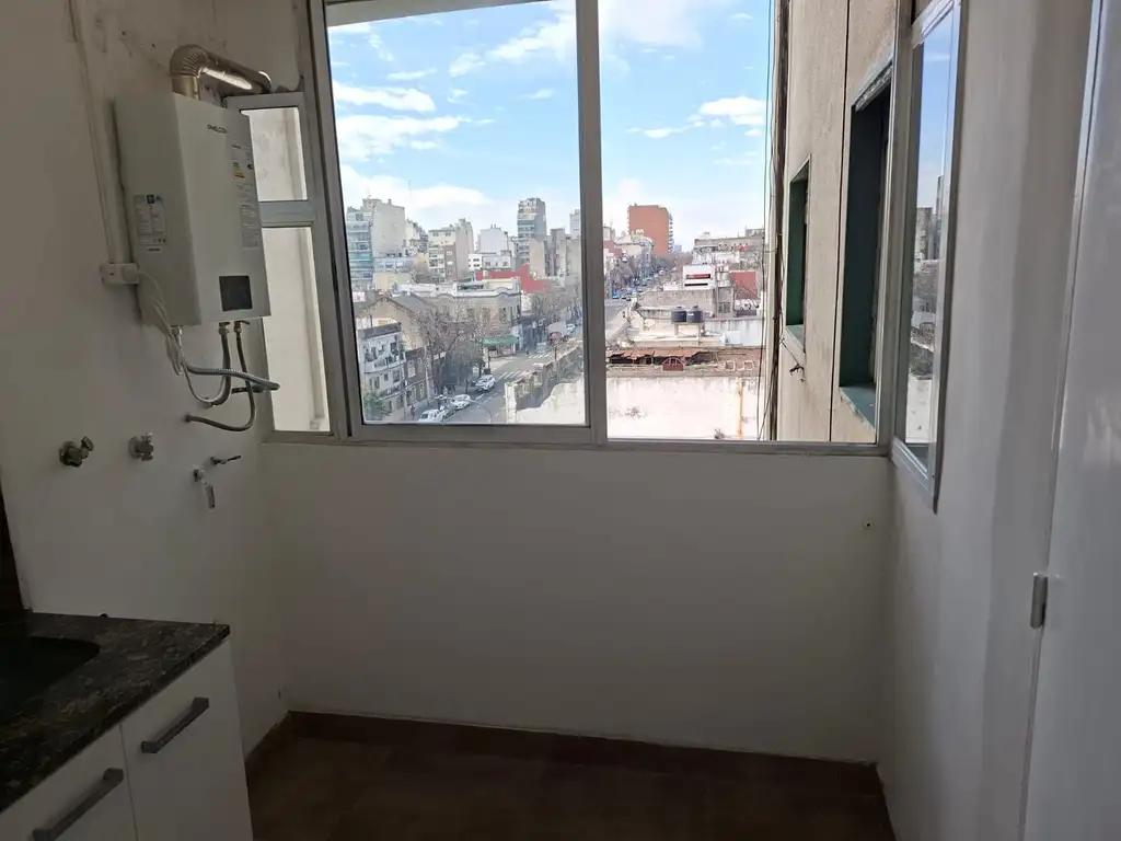 Foto de Muy Luminoso 2 ambientes SOL Este/Norte en alquiler en muy buen estado, imagen 5