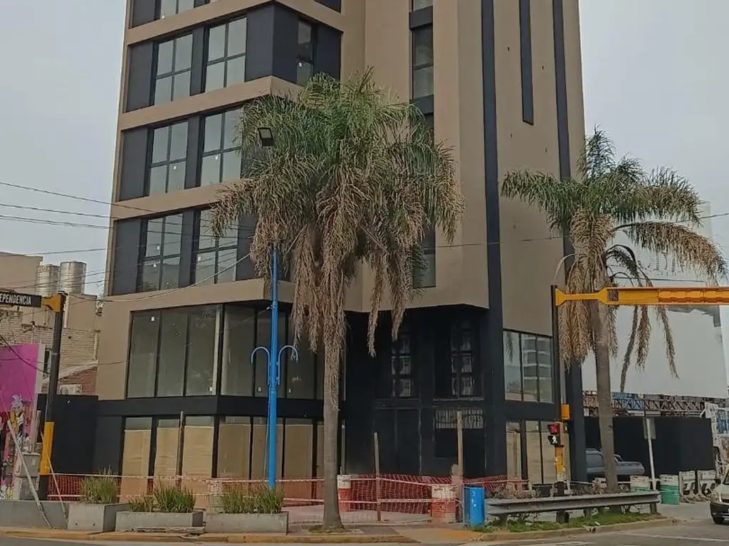 Foto de ALQUILER DE LOCAL EN ESQUINA EN LA ENTRADA DE ESCOBAR, imagen 1