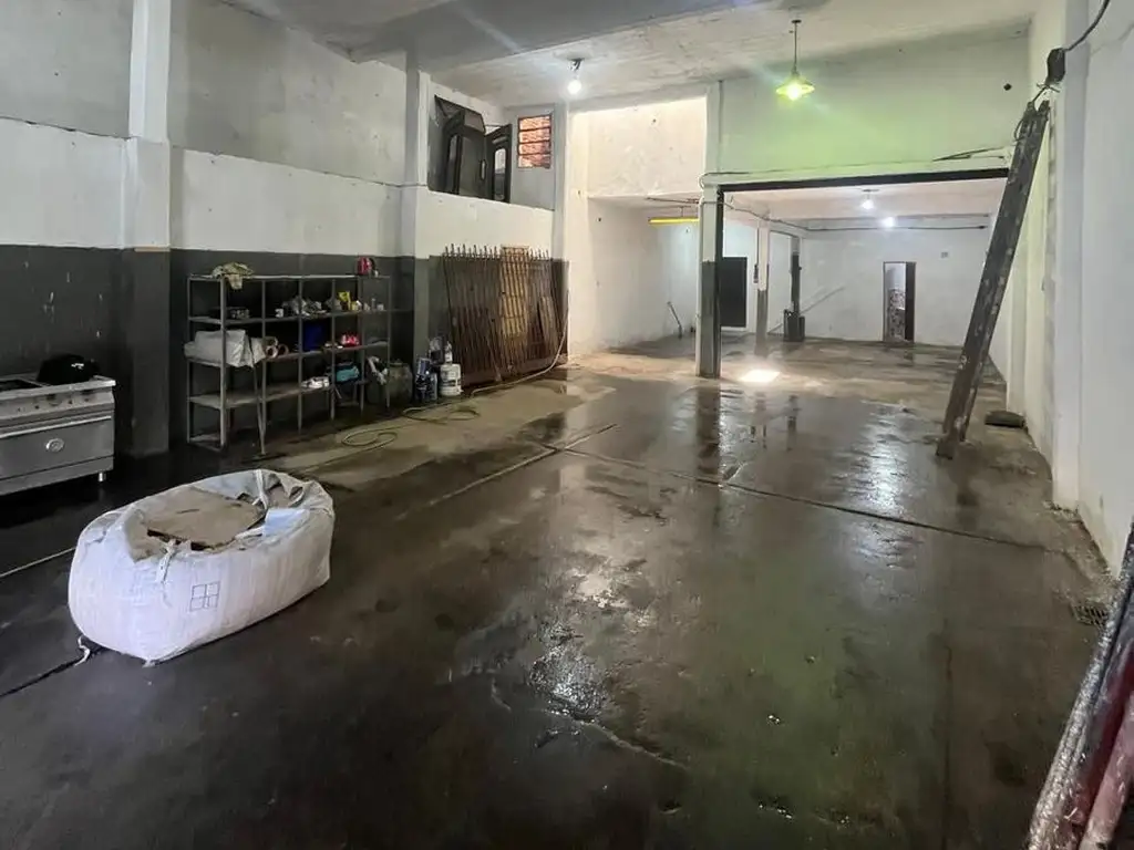 Foto de ALQUILER GALPON - A METROS DE AVENIDA CROVARA - ZONA INDUSTRIAL, imagen 5