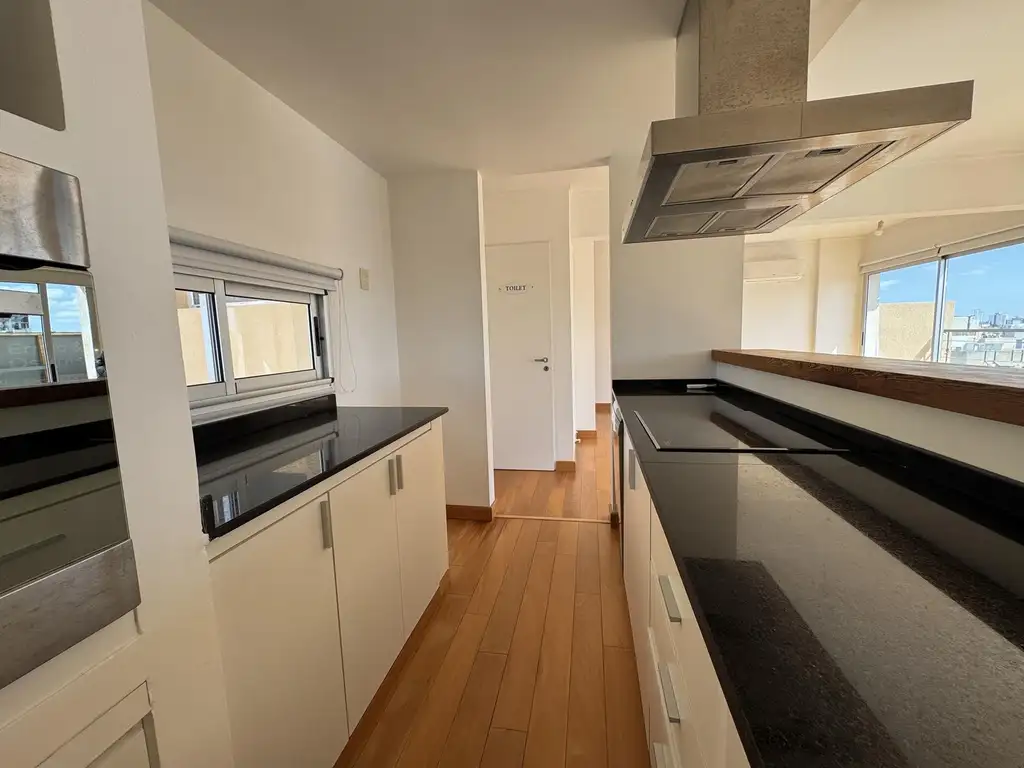 Foto de Departamento en venta, 2 dorm. terraza propia, cochera cubierta, imagen 1