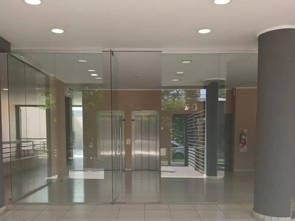 Foto de Hermoso departamento en San Miguel - EMITE FACTURA, imagen 1