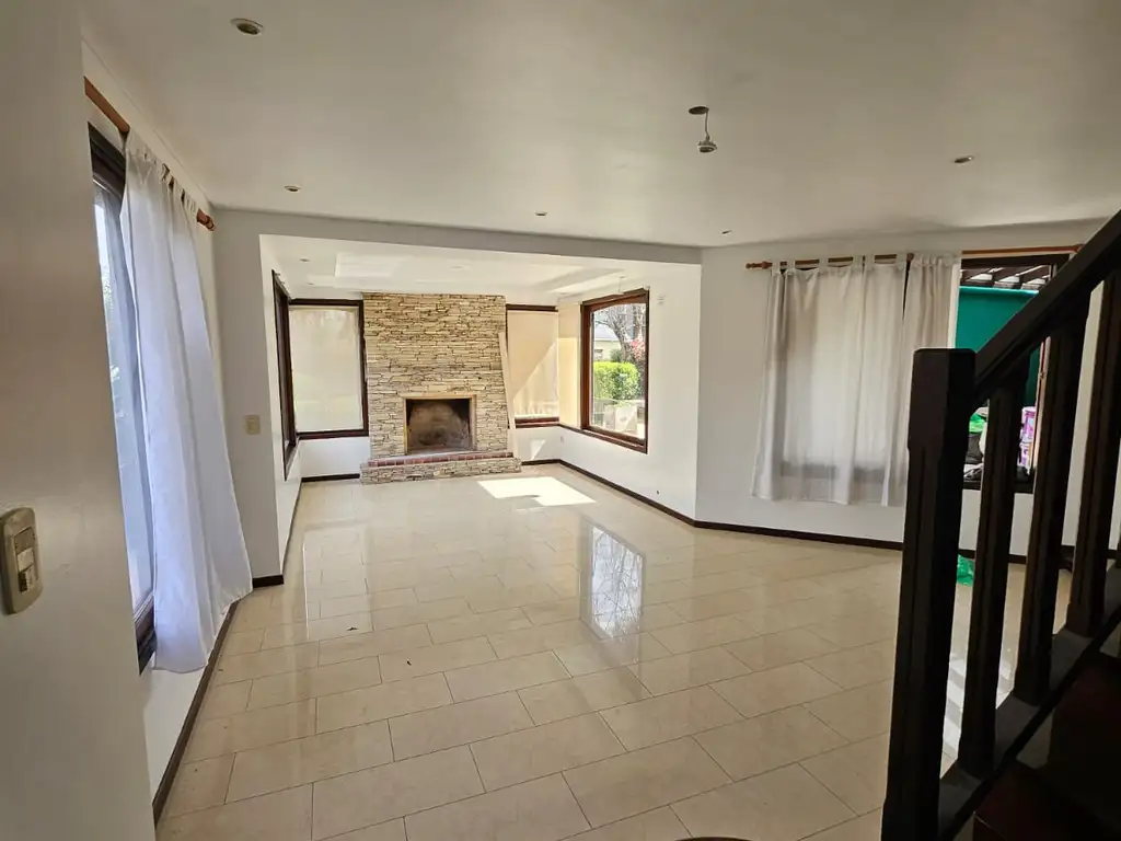 Foto de CASA EN ALQUILER – COUNTRY CLUB BANCO PROVINCIA | SECTOR 1, imagen 5