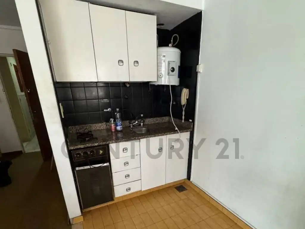 Foto de 45 entre 5 y 6 N` 531 - ALQUILER MONOAMBIENTE, imagen 3