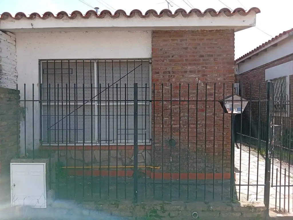 Foto de Alquiler | Casa | 1 Dormitorio | Capitán Bermúdez | Barrio Centro, imagen 1