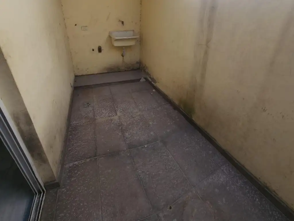 Foto de PH DE 2 AMBIENTES AL FRENTE CON PATIO, imagen 2