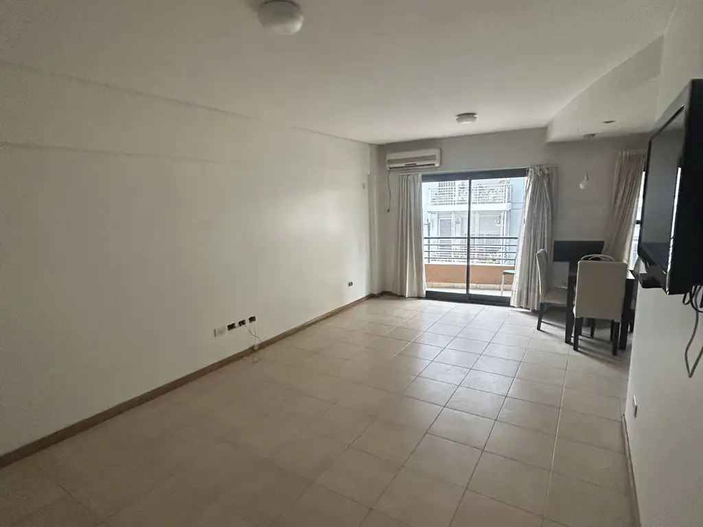 Foto de MONOAMBIENTE AMPLIO APTO PROFESIONAL,, PISCINA, imagen 1
