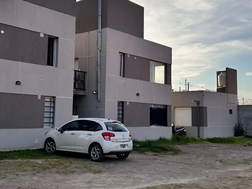 Foto de Departamento en alquiler en Punta Alta, imagen 4