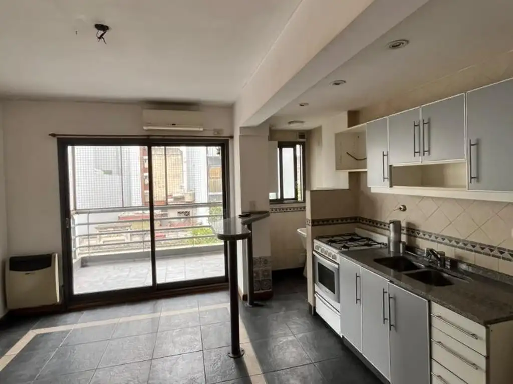 Foto de Excelente 2 ambientes con Suite y toilette al frente, imagen 4