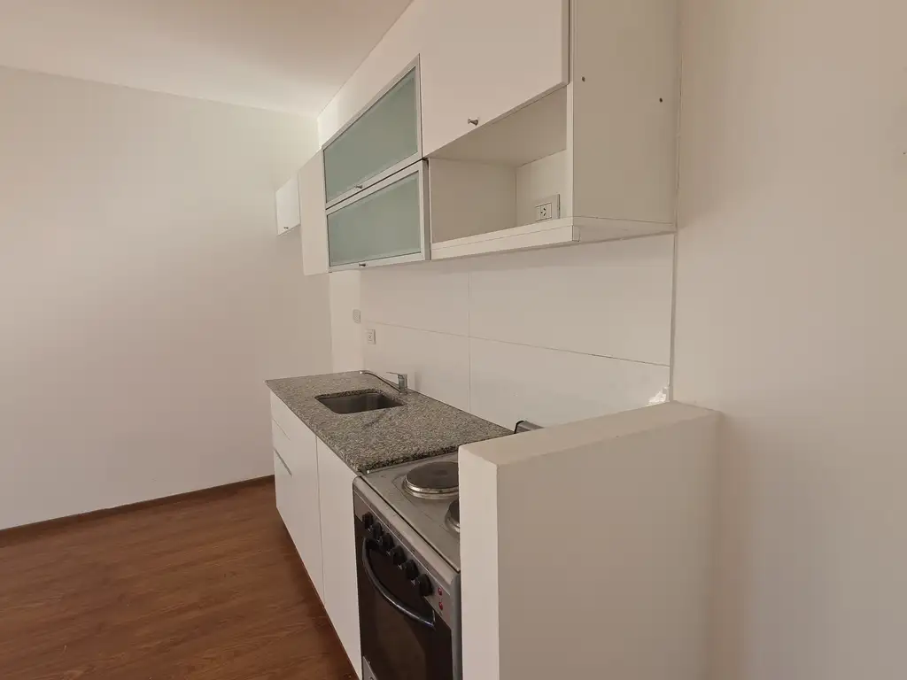 Foto de Departamento de 2 ambientes con balcón. Muy luminoso. Con cochera., imagen 5