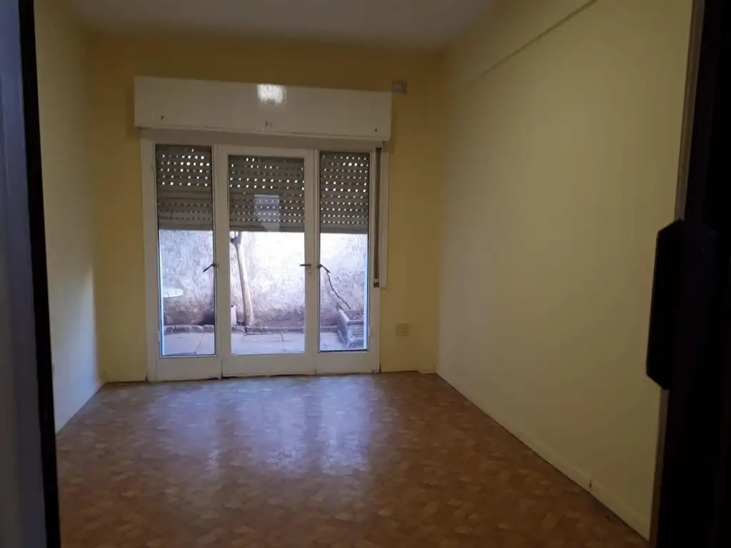 Foto de DEPARTAMENTO EN ALQUILER. MORENO CENTRO APTO PROFESIONAL, imagen 1