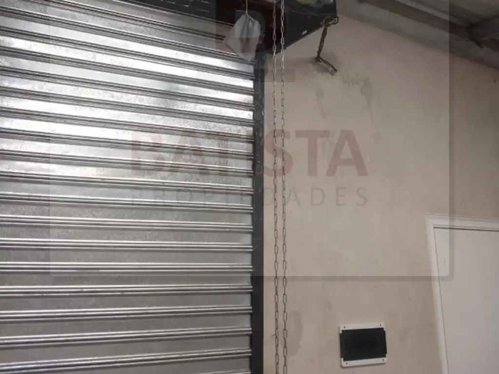 Foto de ¡ALQUILA! Galpón en calle 48 e/ 126 y 127 - El Dique, Ensenada, imagen 3