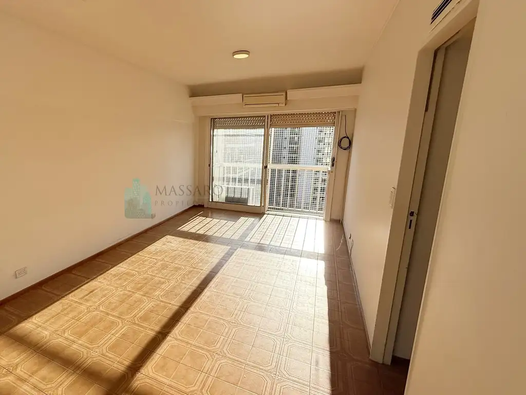 Foto de Departamento de 4 ambientes en alquiler, Villa Luro., imagen 2
