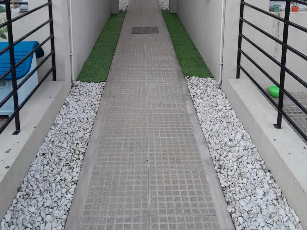 Foto de Duplex 2 Ambientes a estrenar en Alquiler - Castelar sur, imagen 1