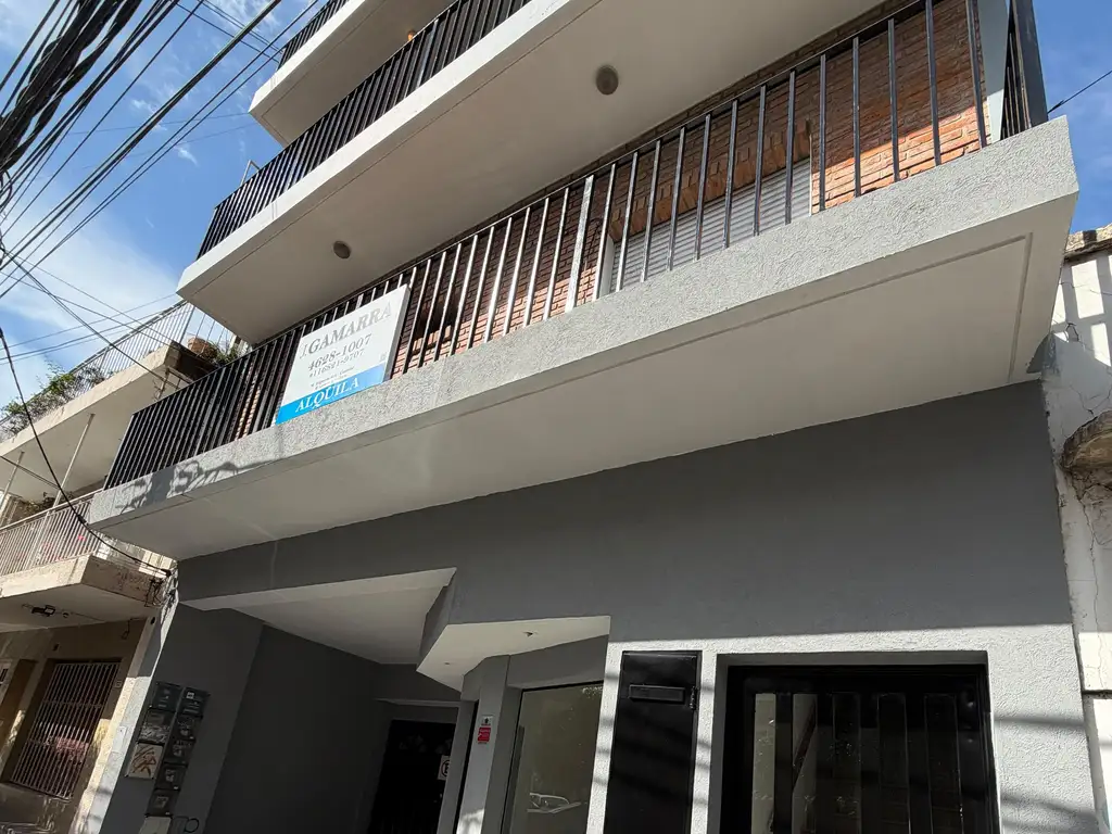 Foto de Alquiler departamento 3 ambientes castelar, imagen 2