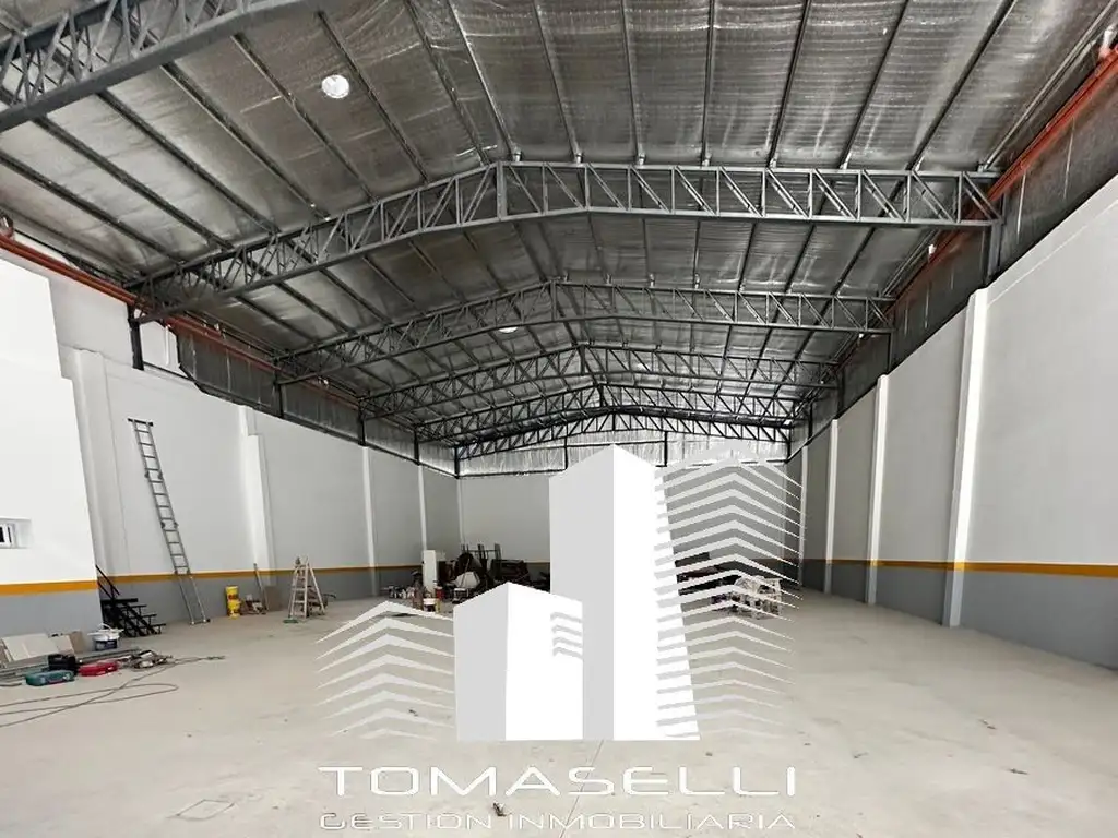 Foto de ALQUILER - EXCELENTE GALPON 650 m2 - LA TABLADA, imagen 2