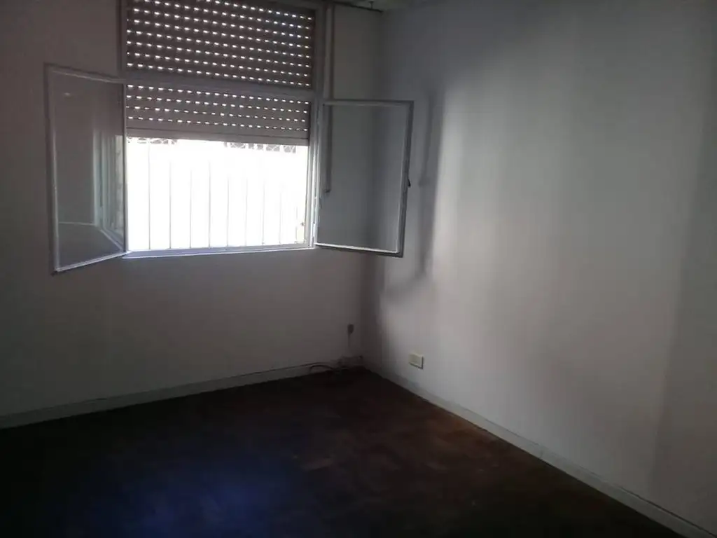 Foto de 2 Ambientes con MUY BAJAS EXPENSAS, imagen 3