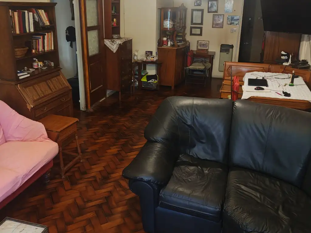 Foto de VENTA 4 AMB FRENTE BALCON ABASTO, imagen 2
