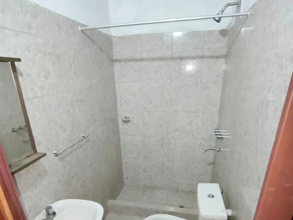 Foto de ALQUILER – DEPARTAMENTO 1° BERAZATEGUI, imagen 5