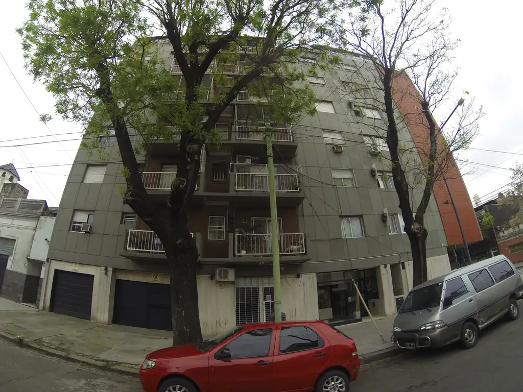 Foto de Departamento 3 ambientes, frente con balcón, súper luminoso, living, imagen 1