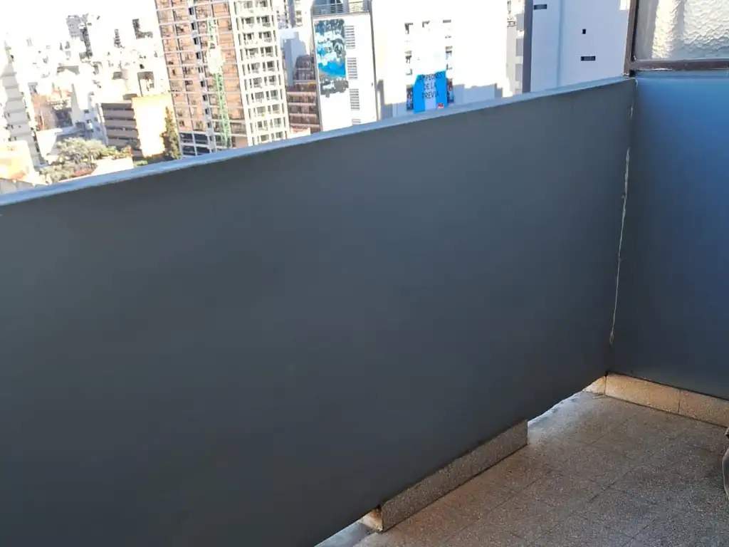 Foto de MONOAMBIENTE - APTO PROFESIONAL - EXCELENTE UBICACION, imagen 2