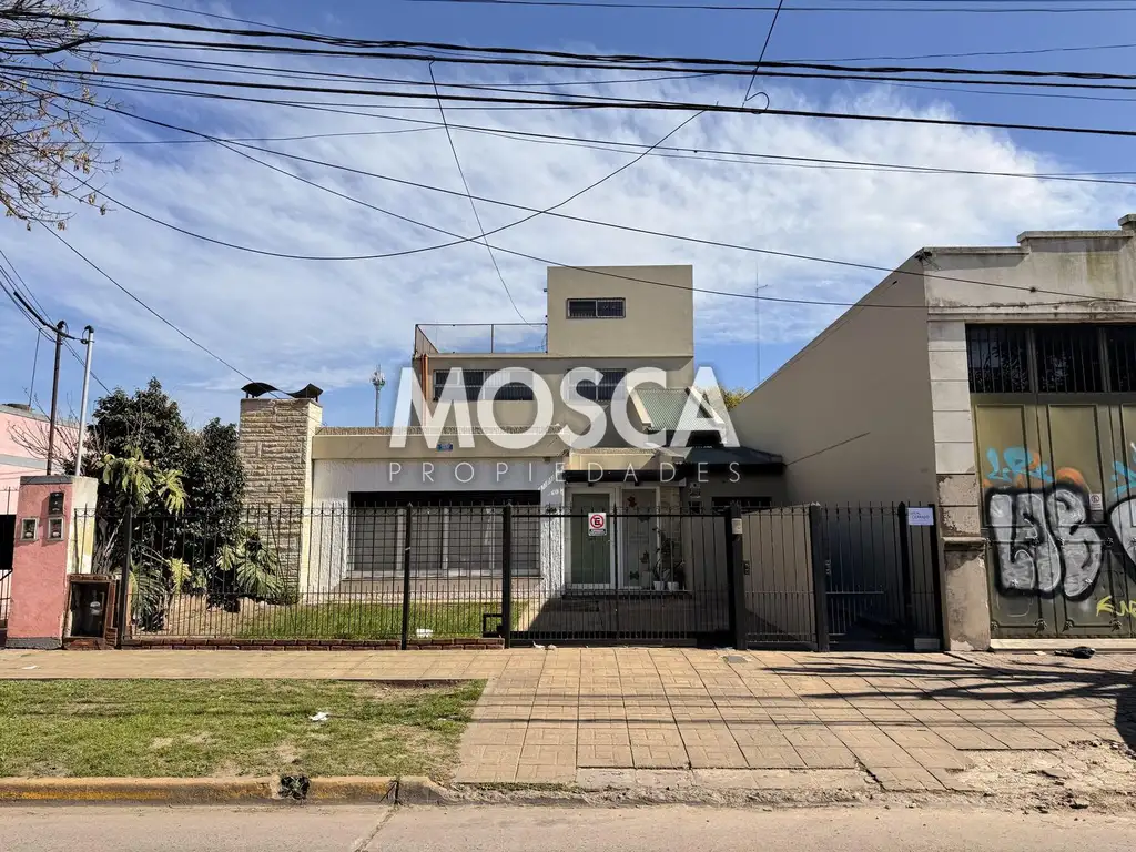 Foto de Casa mas edificio dueño financia moreno centro, imagen 3