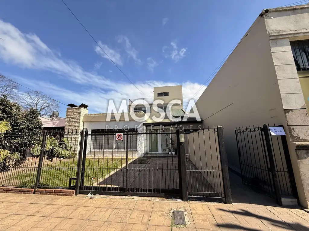 Foto de Casa mas edificio dueño financia moreno centro, imagen 5