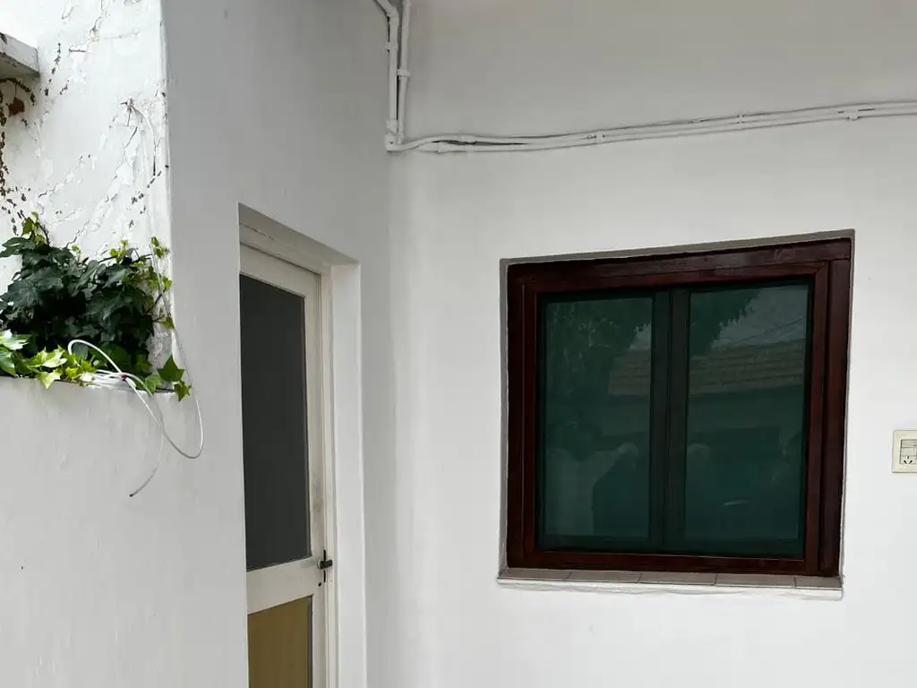 Foto de PH dos ambientes en alquiler, imagen 2