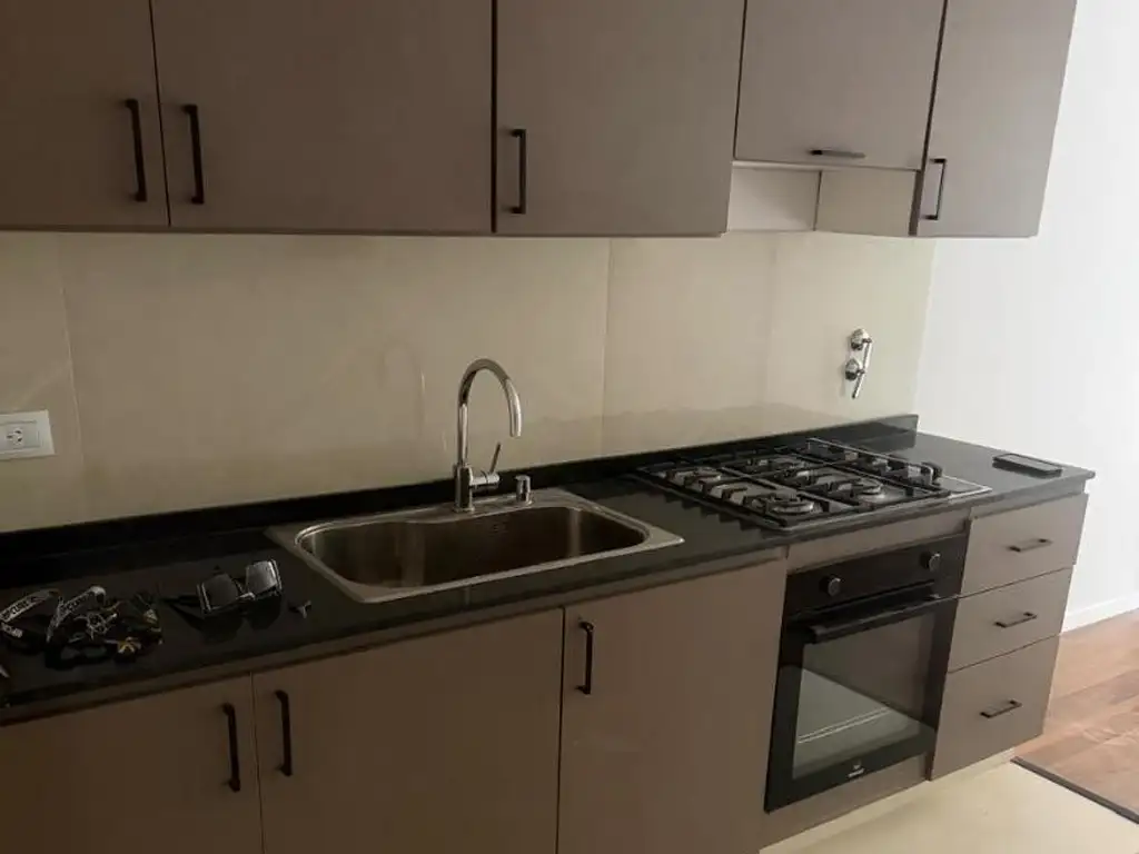 Foto de Urquiza 2031 | Un dormitorio con vestidor, doble balcón, imagen 2