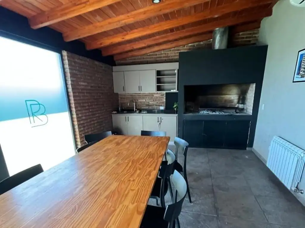 Foto de Urquiza 2031 | Un dormitorio con vestidor, doble balcón, imagen 5