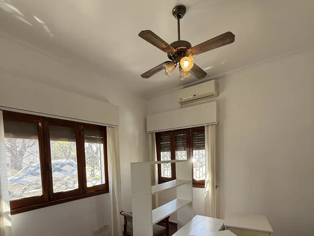 Foto de Impecable chalet c/patio y cochera, imagen 4