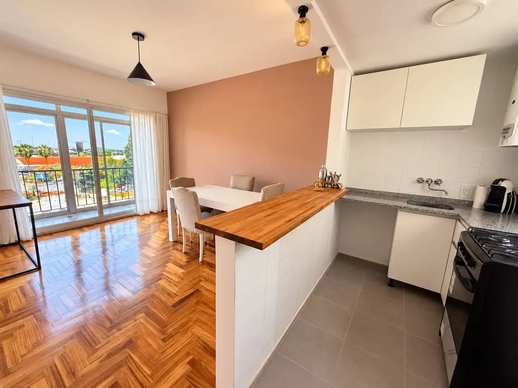 Foto de Departamento en alquiler en Parque Chacabuco, imagen 2