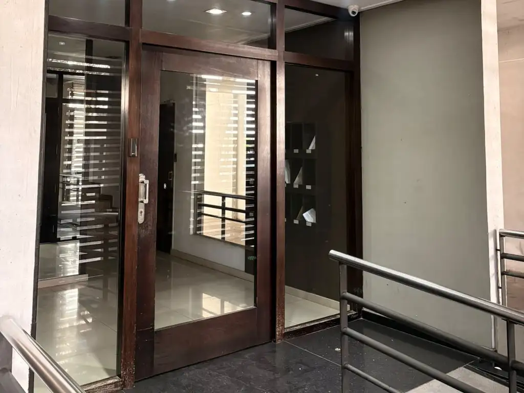 Foto de Departamento 1 dormitorio con cochera, imagen 2
