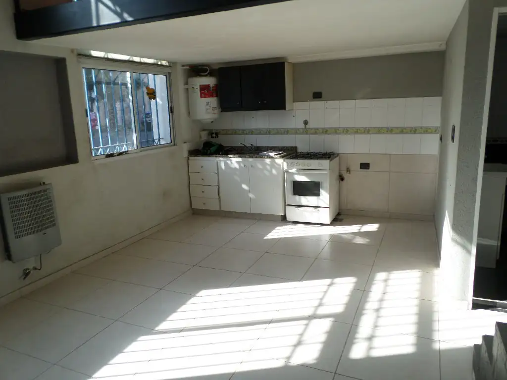 Foto de Depto 2 amb. PB al fte. tipo loft, imagen 1