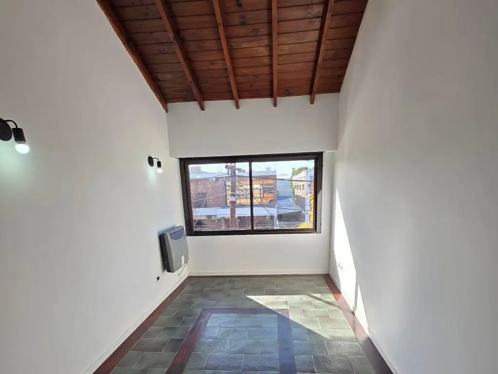 Foto de NO TE PIERDAS ESTE PH AL FRENTE CON ENTRADA INDEPENDIENTE - PATIO, imagen 1