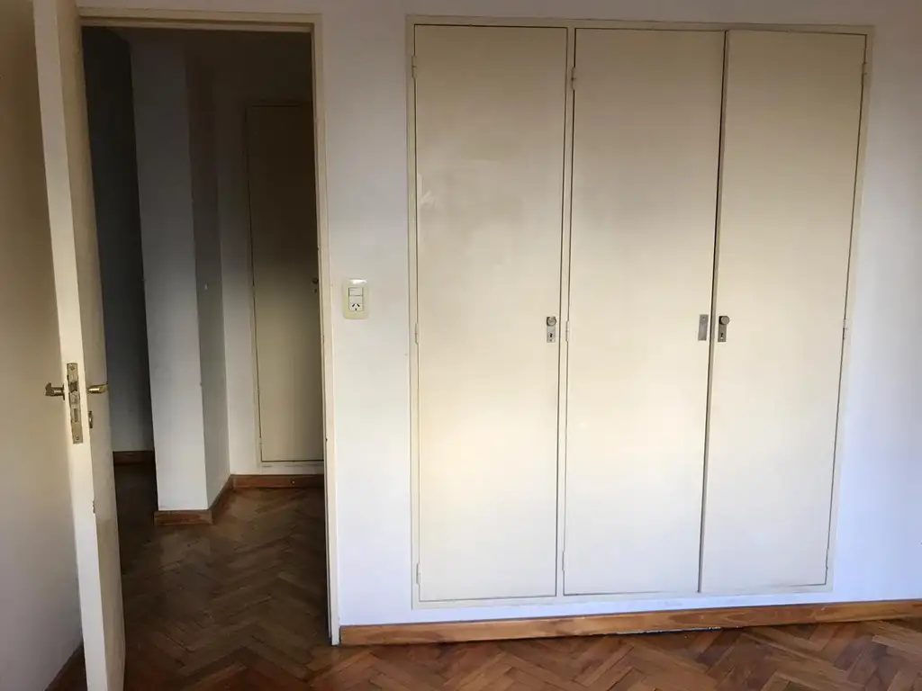 Foto de Muy buen 2 ambientes con amplio balcón corrido., imagen 3