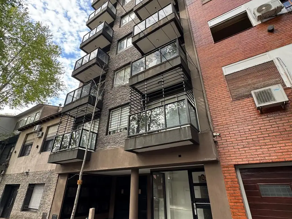 Foto de Departamento con cochera!, imagen 1