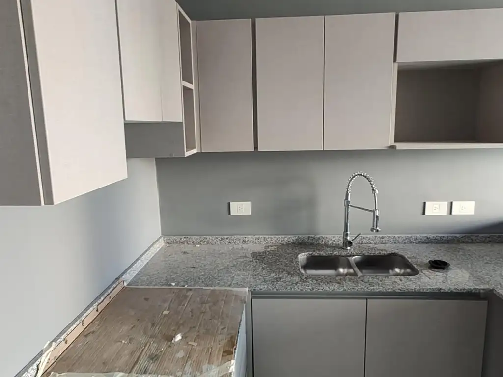 Foto de ALQUILER 3 AMBIENTES 74M2 PISO ALTO CON BALCÓN MUY LUMINOSO, imagen 4