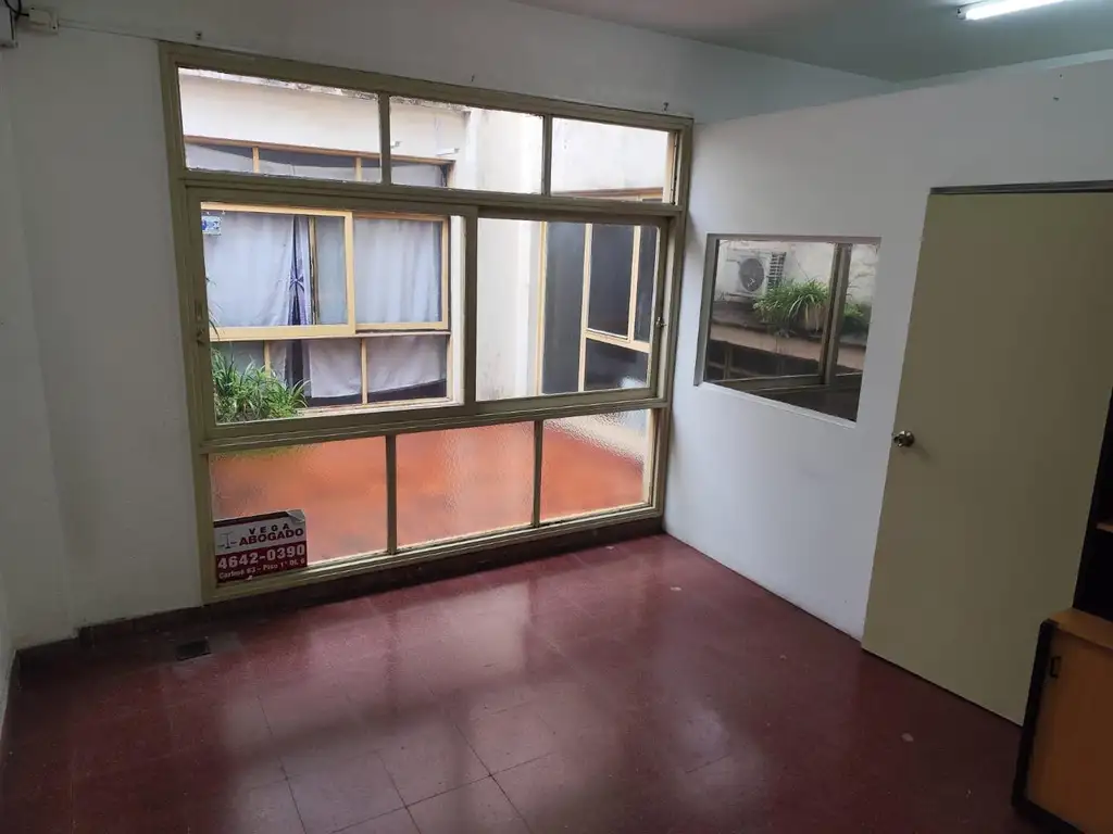 Foto de Oficina en Alquiler en el Centro comercial de Liniers, imagen 4