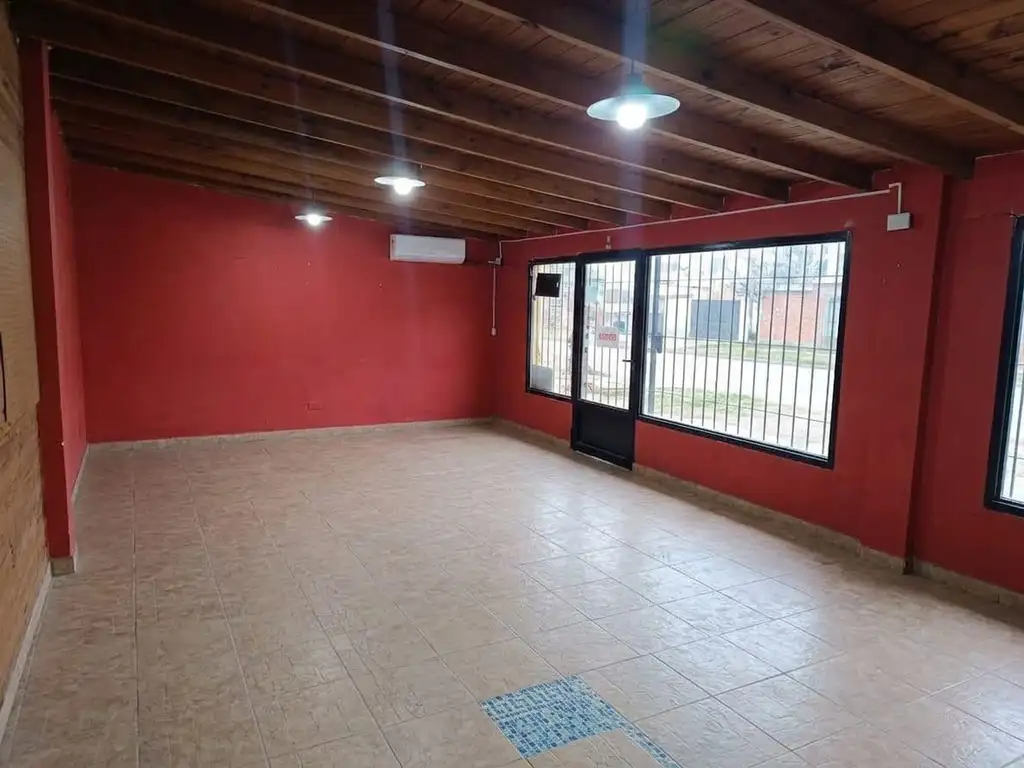 Foto de IMPORTANTE PROPIEDAD COMERCIAL Y VIVIENDA EN VENTA – PARQUE SAKURA, imagen 3