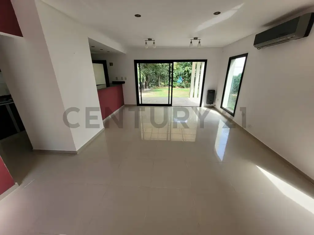 Foto de Casa de 1 Dormitorio en Venta en City Bell, imagen 1