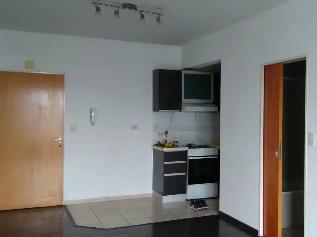 Foto de ALQUILER 1 AMBIENTE DIVISIBLE CON BALCÓN – VILLA PUEYRREDÓN, imagen 5