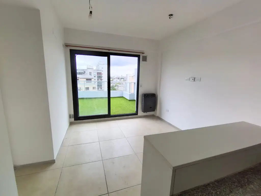 Foto de Alquiler con expensas, AySA y ABL Incluido. 2 ambientes con terraza, imagen 3