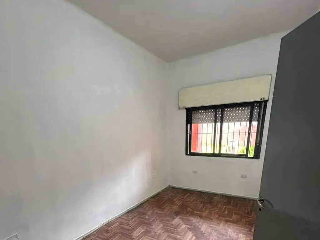 Foto de DPTO 4 AMB CON PARQUE, imagen 4