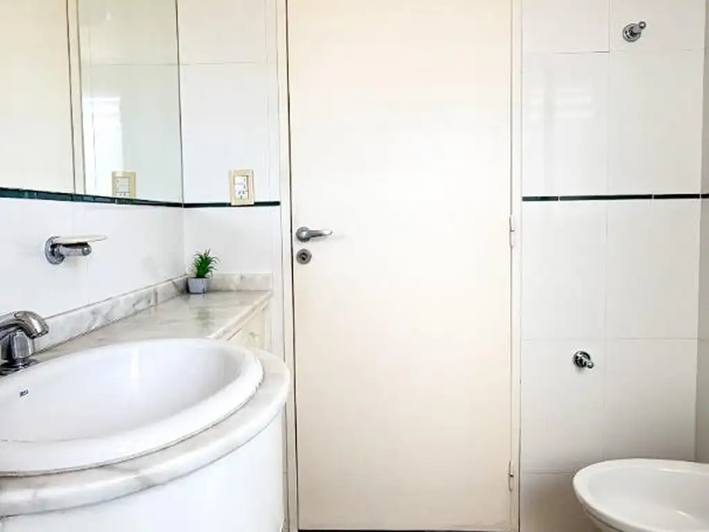 Foto de HERMOSO DEPARTAMENTO AMUEBLADO CON INCREIBLE VISTA!, imagen 4