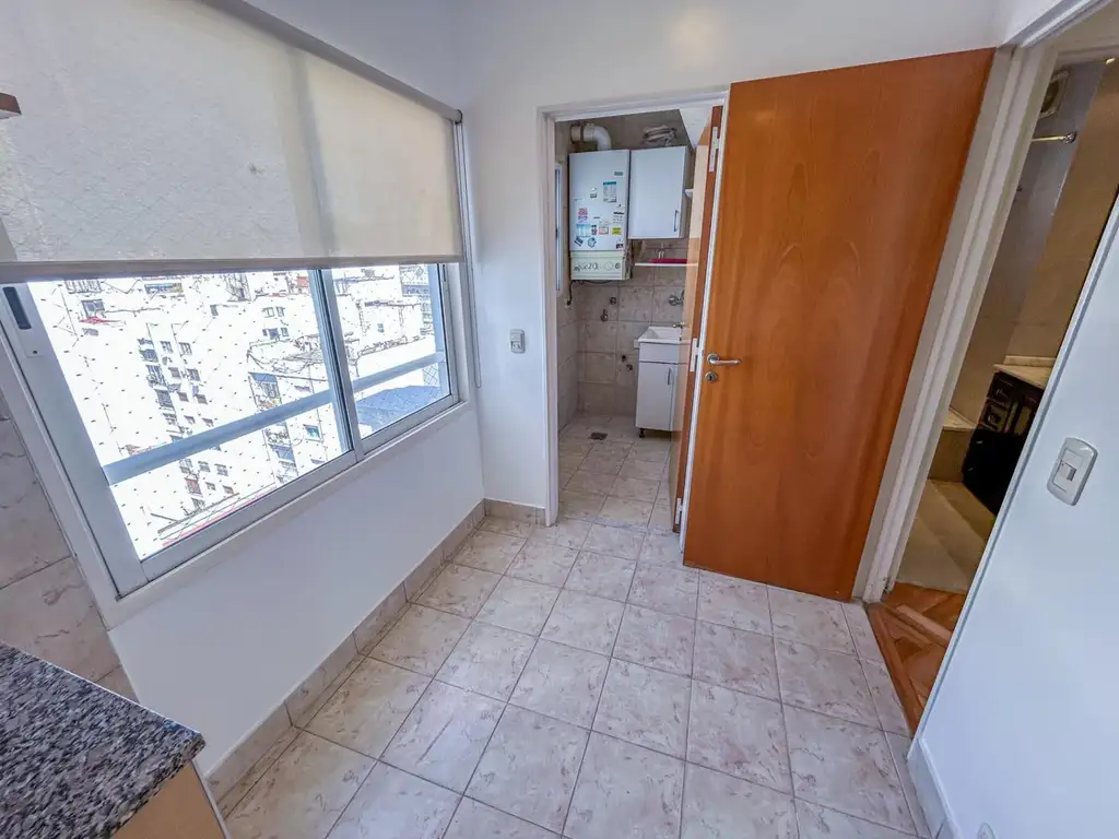 Foto de HERMOSO departamento con cochera y baulera vista abierta, imagen 2