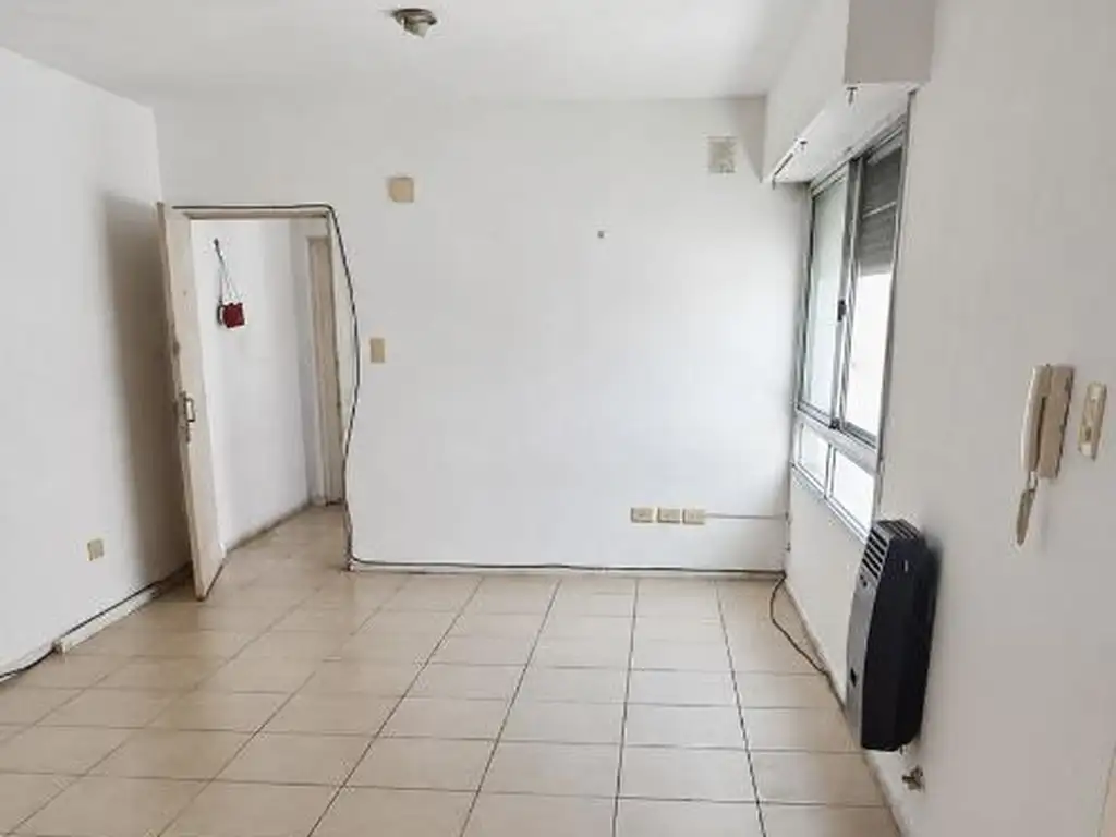 Foto de ALQUILER | PASILLO 1 DORMITORIO SIN EXPENSAS | MENDOZA 1700, imagen 1