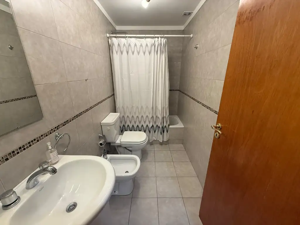 Foto de Alquiler Dúplex 3 Ambientes al Frente con Balcón Aterrazado – Mataderos, imagen 3