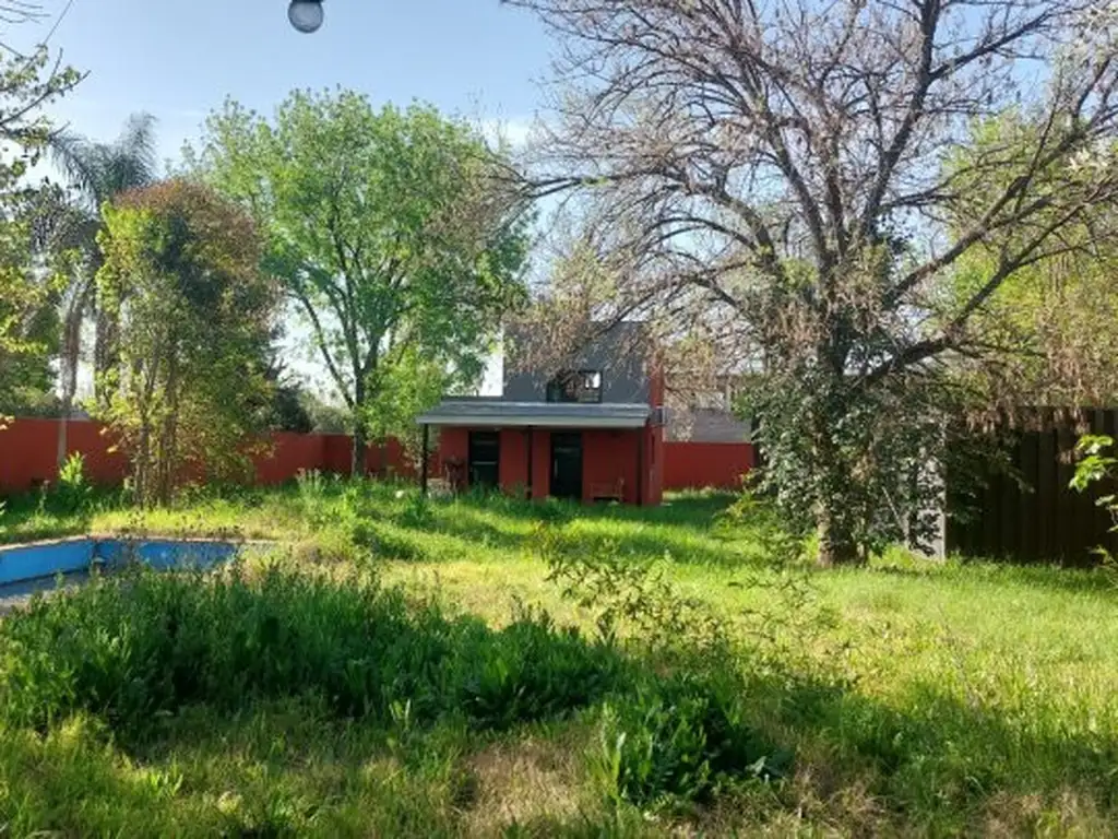 Foto de Casa a reciclar con Lote divisible. Salida a dos calles . Funes, imagen 5
